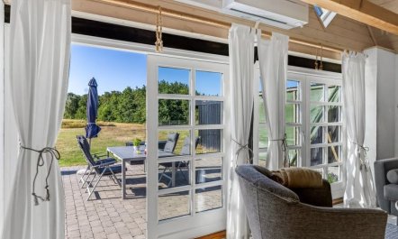 'Ronja' - 1.3km from the sea 4