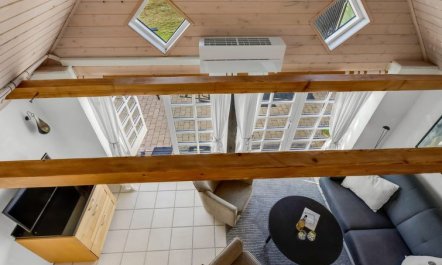 'Ronja' - 1.3km from the sea 2