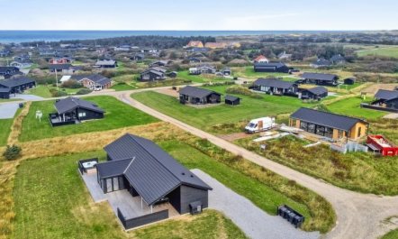 'Alea' - 800m from the sea