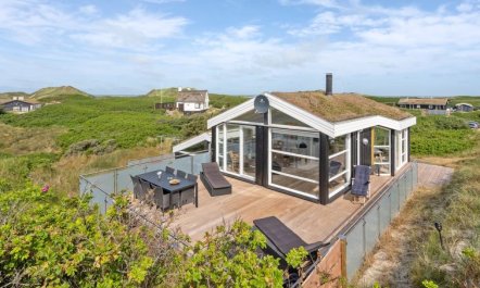 'Swerting' - 230m from the sea