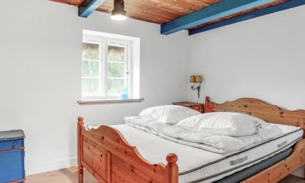 'Annabeth' - 900m from the sea 7