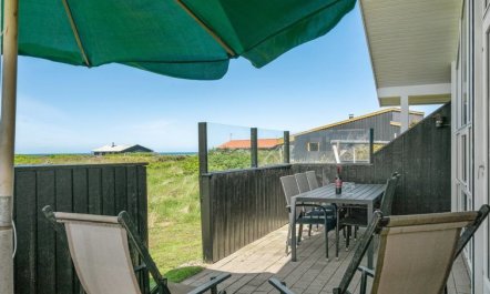 'Hubert' - 150m from the sea 7