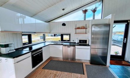 'Auvo' - 600m from the sea 1