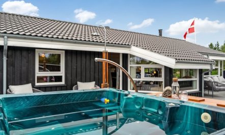 'Eeske' - 2.5km from the sea