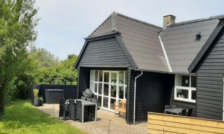 'Alfuin' - 500m from the sea 2