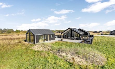 'Stenkil' - 1.2km from the sea 2