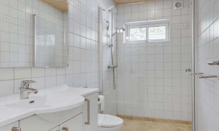 'Henni' - 2.5km from the sea 4