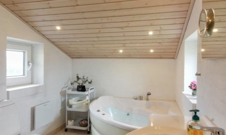 'Adelbert' - 400m from the sea 6