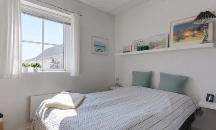 'Cornel' - 290m from the sea 6