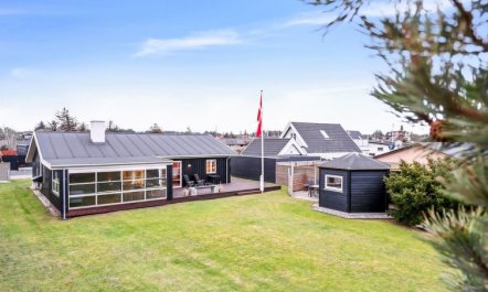 'Svante' - 600m from the sea 2