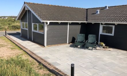 'Patrick' - 300m from the sea 6