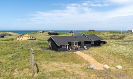 'Dila' - 150m from the sea