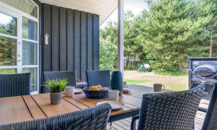 'Barnet' - 2.2km from the sea 4