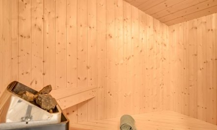 'Barnet' - 2.2km from the sea 1