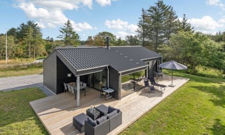 'Hildegard' - 1.5km from the sea 3