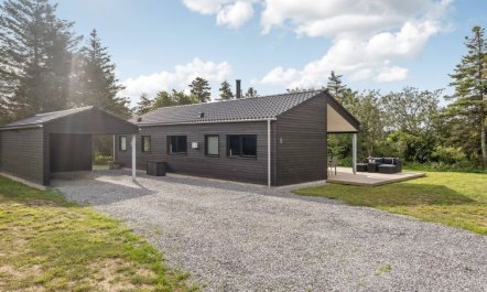 'Hildegard' - 1.5km from the sea 2