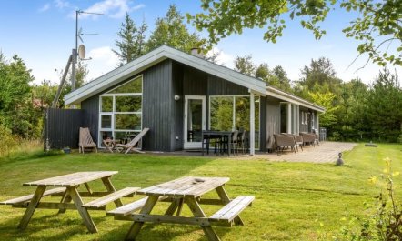 'Ane' - 800m from the sea 5