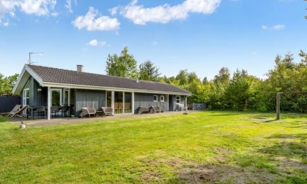 'Ane' - 800m from the sea 3