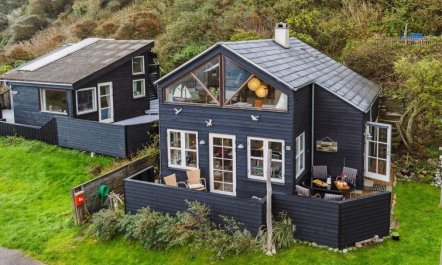 'Benni' - 75m to the fjord