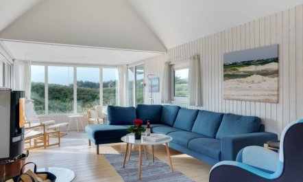 'Henric' - 100m from the sea 2