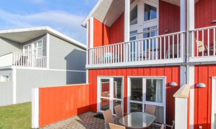 'Hariett' - 900m from the sea