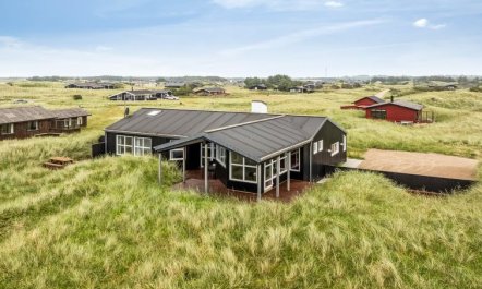 'Edwin' - 400m from the sea 2