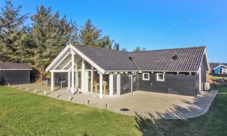 'Synnöve' - 550m from the sea