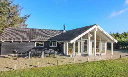 'Synnöve' - 550m from the sea 2