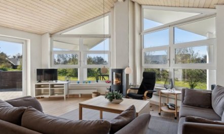 'Ljuba' - 1.3km from the sea 1