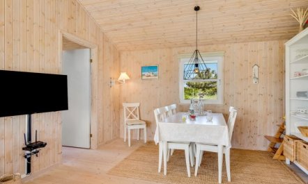 'Abel' - 350m from the sea 3