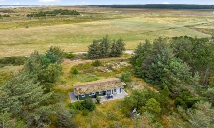 'Saila' - 1.2km from the sea 2