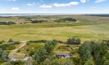 'Saila' - 1.2km from the sea 1