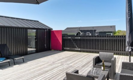 'Claus' - 500m from the sea 5