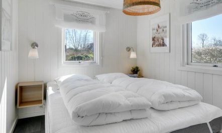 'Sveina' - 600m from the sea 6