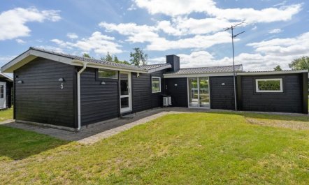 'Edel' - 650m from the sea 2