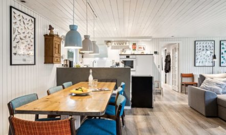 'Juste' - 1.7km from the sea 2