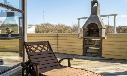 'Fam' - 300m from the sea 4