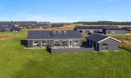 'Kirsi' - 1.6km from the sea