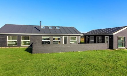 'Kirsi' - 1.6km from the sea 6