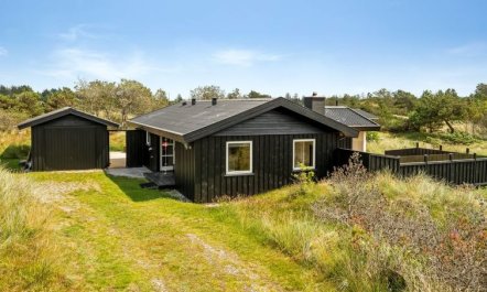 'Anbritt' - 1km from the sea