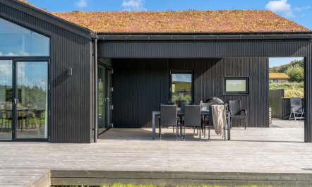 'Egil' - 1.5km from the sea 7