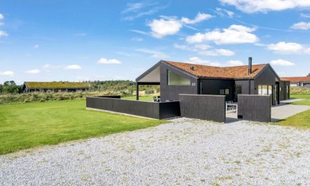 'Egil' - 1.5km from the sea 2