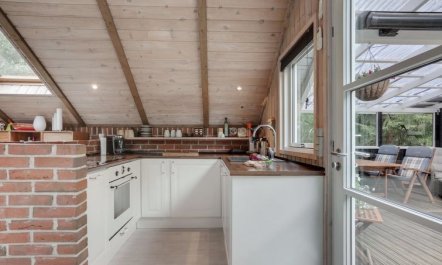 'Yonna' - 400m from the sea 3