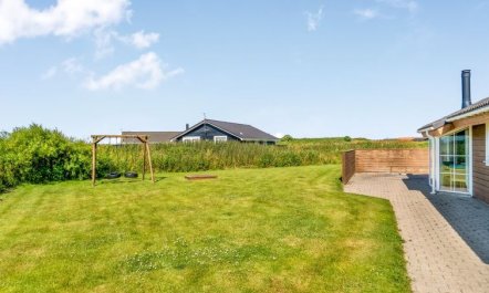 'Anya' - 650m from the sea 5