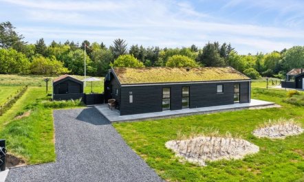 'Dyke' - 1.5km from the sea 3