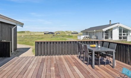 'Hermund' - 110m from the sea 4