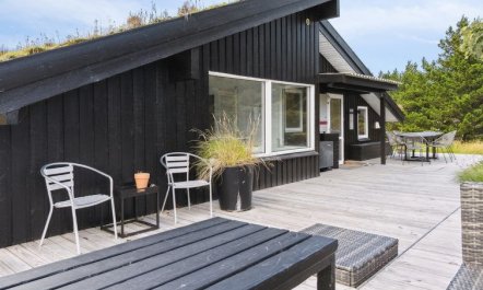 'Nilson' - 1.4km from the sea 7