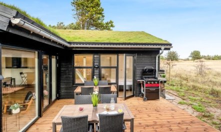 'Elisenda' - 625m from the sea 6