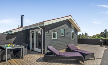 'Franceska' - 450m from the sea 7