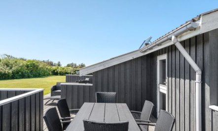 'Biarni' - 300m from the sea 6